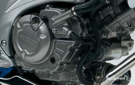 8. 2009 Suzuki Gladius 650 V-Twin Engine and Fuel Injection
